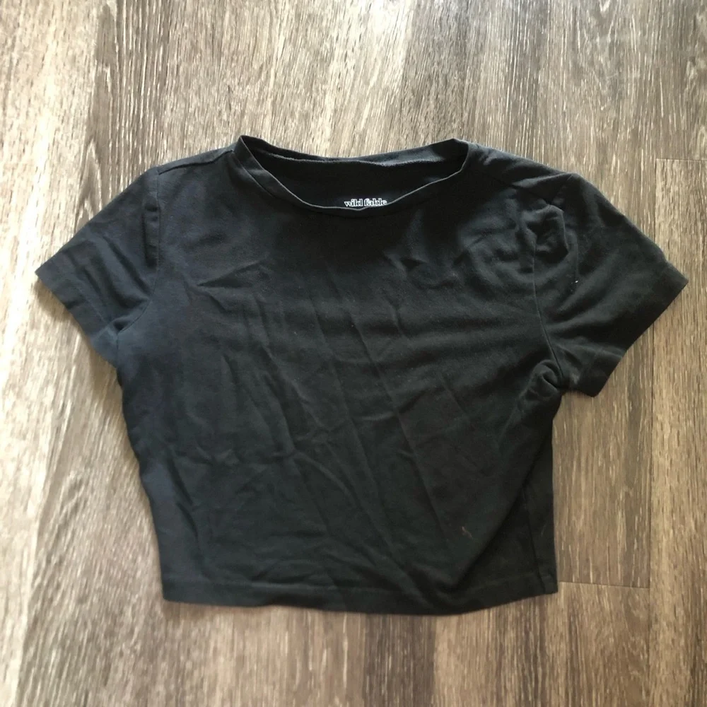 Wild Fable Black Crop Top Short Sleeve Crew Neck T-Shirt XS